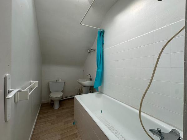 A vendre Vannes Quartier Saint-Patern appartement T3 cave à rafraichir