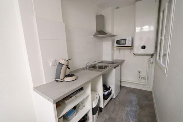 ORLEANS - CHARPENTERIE - Studio meublé - 19m² - calme