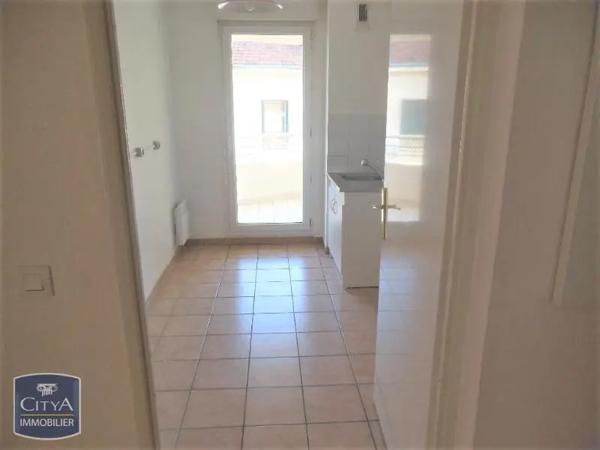 Appartement à louer 4 pièces 85m² Marseille 5e Arrondissement (13005)