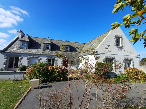 Plougasnou (29630) Plougasnou Primel, grande maison traditionnelle, 6 ch dont 5 de plain pied, grenier vue mer aménageable, sous