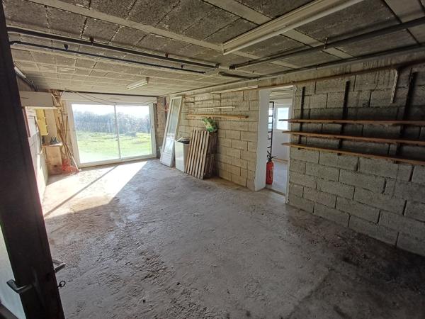 Plougasnou (29630) Plougasnou Primel, grande maison traditionnelle, 6 ch dont 5 de plain pied, grenier vue mer aménageable, sous