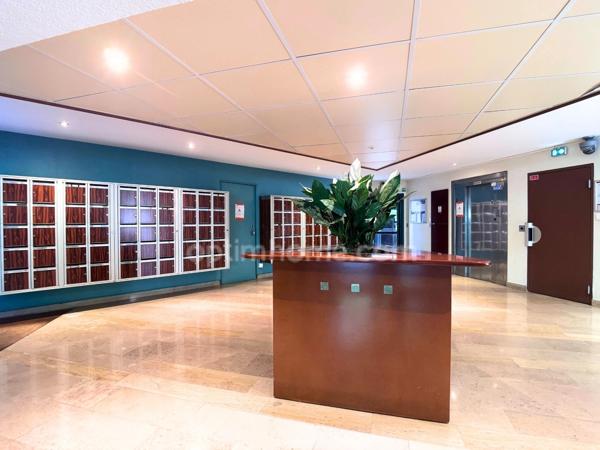 Métro Clémenceau - T5 rénové – 106 m² – Balcon Sud – Garage