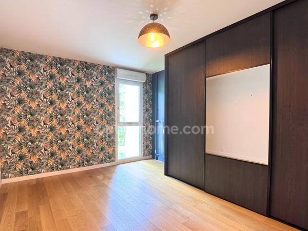 Métro Clémenceau - T5 rénové – 106 m² – Balcon Sud – Garage