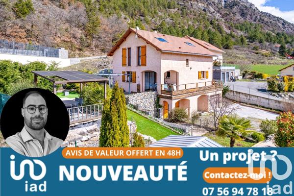 Maison 5 pièces de 164 m² à Rousset (05190)
