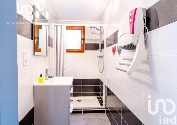 Maison 5 pièces de 164 m² à Rousset (05190)