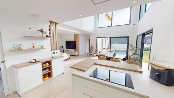 La Motte Villa contemporaine de 2024, 6 pièce, piscine