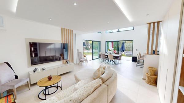 La Motte Villa contemporaine de 2024, 6 pièce, piscine