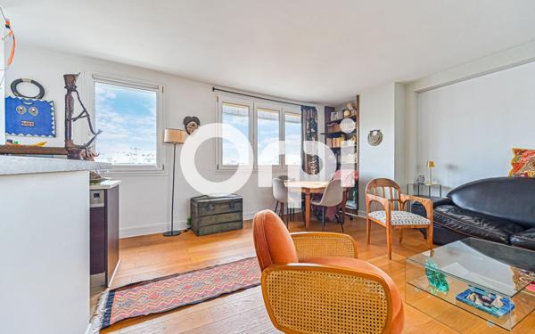 Appartement à vendre    2 pièces • 60 m2 Paris 20