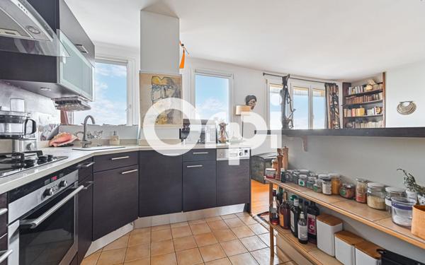 Appartement à vendre    2 pièces • 60 m2 Paris 20