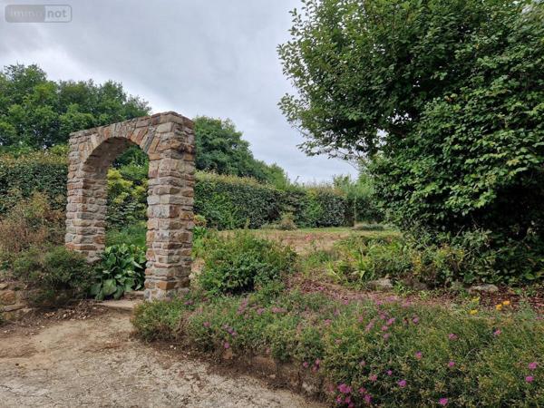 Maison à vendre à Saint-Poix en Mayenne (53540), ref : 53032-1073