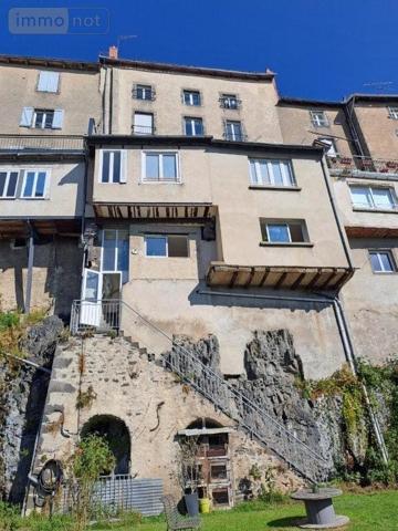 Immeuble de rapport à vendre à Saint-Flour dans le Cantal (15100), ref : 044/1247