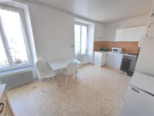 Immeuble de rapport à vendre à Saint-Flour dans le Cantal (15100), ref : 044/1247