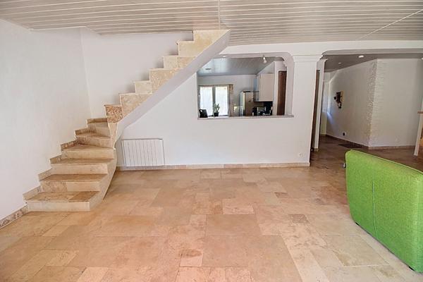 A VENDRE - Maison Salernes 155 m² + Garage + Piscine