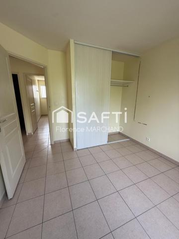 PLAIN-PIED 3 CHAMBRES GARAGE JARDIN