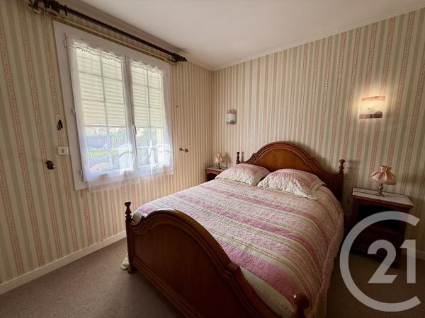 Maison à vendre  4 pièces - 88,13 m 2   SAUJON  - 17