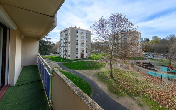 Appartement à vendre    5 pièces • 81,96 m2 Mâcon