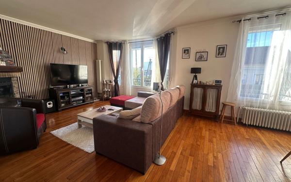 Maison à vendre    5 pièces • 110 m2 Ris-Orangis