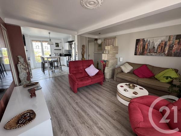 Appartement T3 à vendre  3 pièces - 66,80 m 2   ANGLET  - 64