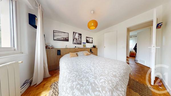 Appartement T3 à vendre  3 pièces - 66,80 m 2   ANGLET  - 64