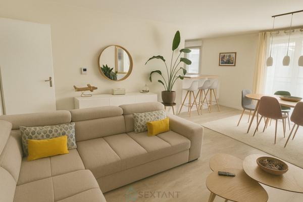 Duplex moderne avec terrasse et parkings