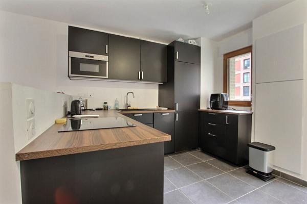 Appartement Asnieres Sur Seine 3 pièce(s) 62.6 m2