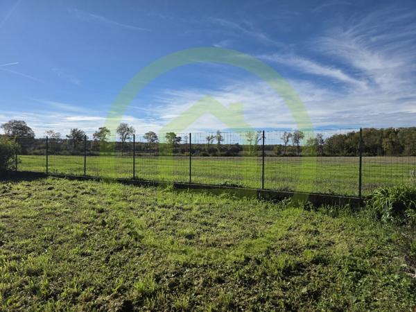 Maison à PUYMOYEN (16400)