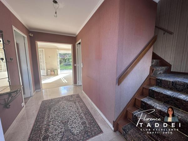 Grande maison familiale au centre de Limours