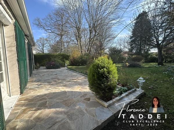 Grande maison familiale au centre de Limours