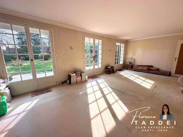 Grande maison familiale au centre de Limours