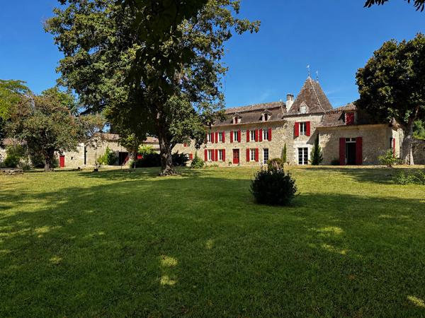 Chateau à vendre à Fougueyrolles (33220) - Dordogne