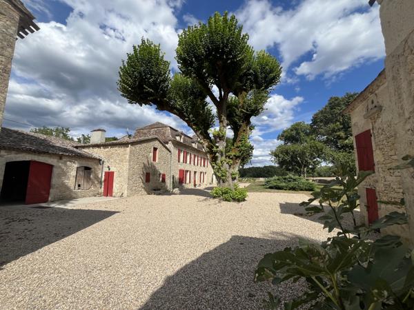 Chateau à vendre à Fougueyrolles (33220) - Dordogne