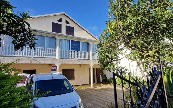 Maison à vendre    10 pièces •  Cilaos