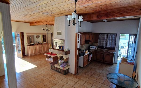 Maison à vendre    10 pièces •  Cilaos