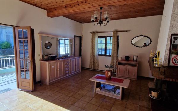 Maison à vendre    10 pièces •  Cilaos