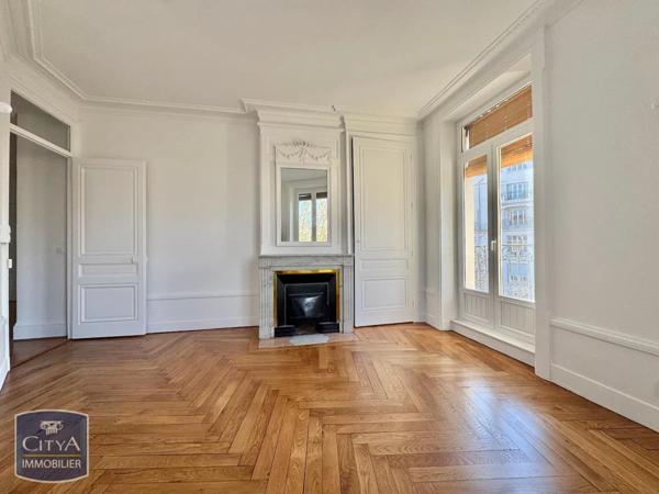 Appartement à louer 4 pièces 93.23m²