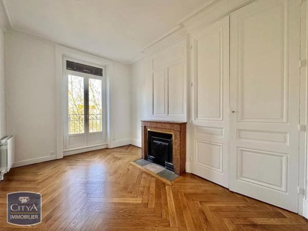 Appartement à louer 4 pièces 93.23m²