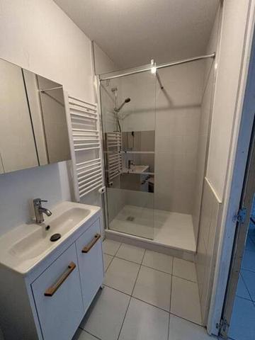 Maison - 44300 Nantes -  Rond-point de Rennes