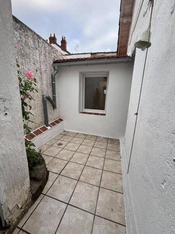 Maison - 44300 Nantes -  Rond-point de Rennes