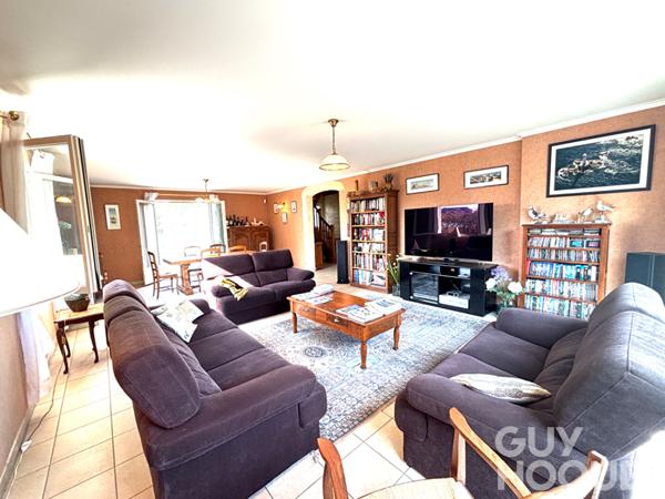 Belle maison familiale de 200m2 avec 5 chambres et double garage