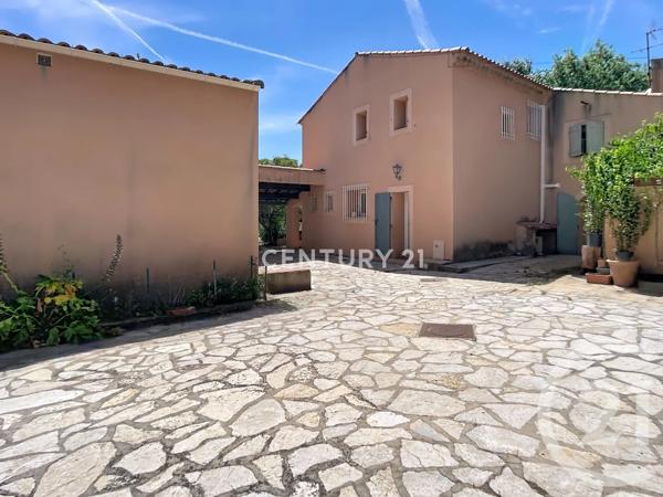 Maison à vendre  5 pièces - 174,33 m 2   AUBAGNE  - 13