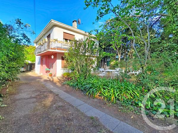 Maison à vendre  5 pièces - 174,33 m 2   AUBAGNE  - 13