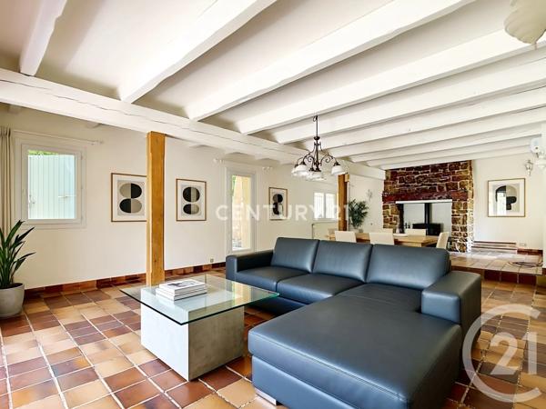 Maison à vendre  5 pièces - 174,33 m 2   AUBAGNE  - 13