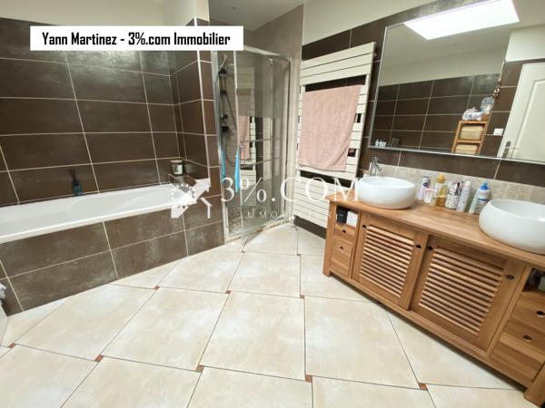 Maison
                                                                                                                                                                                                                                                                                                                        4 pièce(s)                                                                                                                                                                                                          3 chambre(s)                                                                                                                                                                                                          156  m²