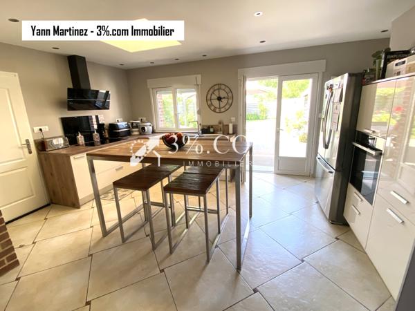 Maison
                                                                                                                                                                                                                                                                                                                        4 pièce(s)                                                                                                                                                                                                          3 chambre(s)                                                                                                                                                                                                          156  m²