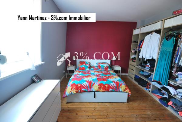 Maison
                                                                                                                                                                                                                                                                                                                        4 pièce(s)                                                                                                                                                                                                          3 chambre(s)                                                                                                                                                                                                          156  m²