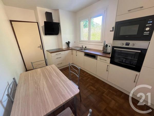 Maison à vendre  4 pièces - 104 m 2   CRUSEILLES  - 74