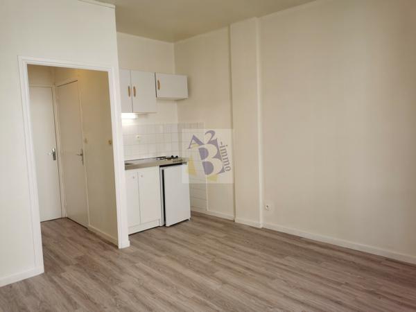 Location studio Angouleme (16000), 18.90m² avec 1 pièce(s). Agence Allard Brimeaud