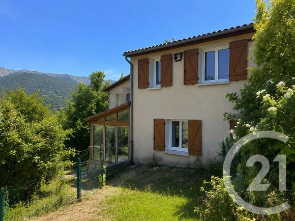 Appartement à vendre  6 pièces - 120,59 m 2   DIGNE LES BAINS  - 04