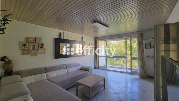 Appartement
         4 pièces
        - 86 m² Exclusivité 159 000 € *