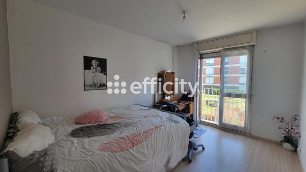 Appartement
         4 pièces
        - 86 m² Exclusivité 159 000 € *